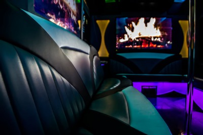 Cedar Rapids limo bus rental